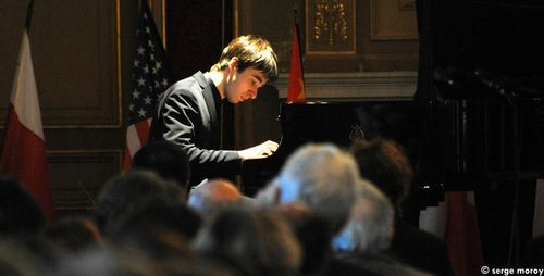 L'Italien Scipione Sangiovanni jouant la Sarabande de Haendel-1