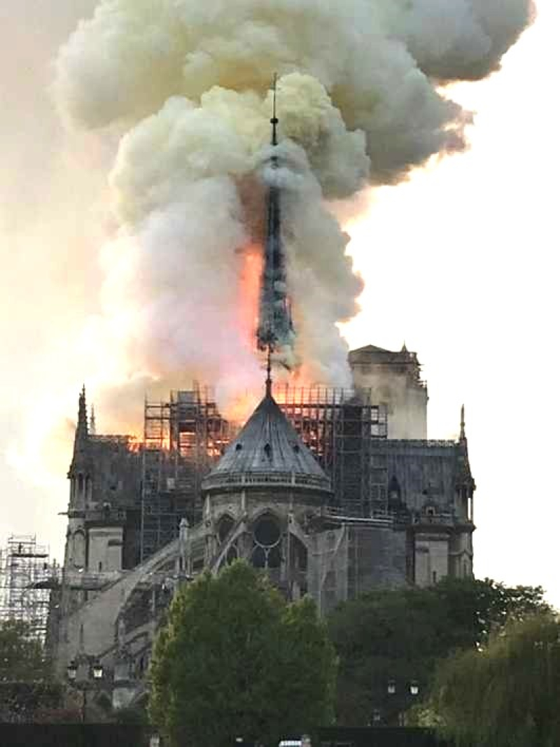 NOTRE DAME S 9